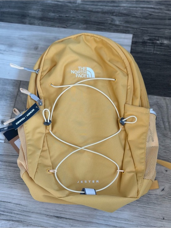 The North Face Handbags - The North Face Women’s 27L Backpack Pale Amber/Mineral Salt